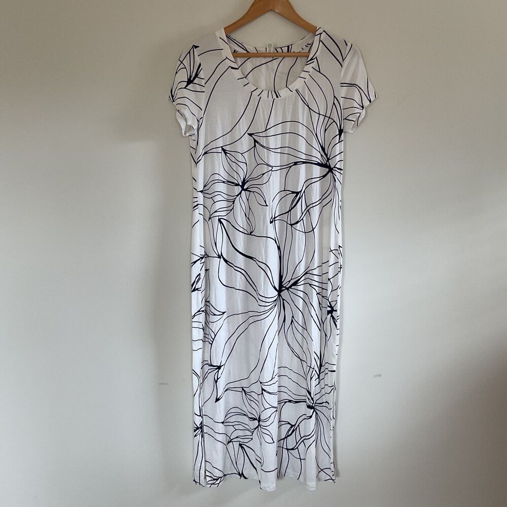 Soma Short Sleeve floral tropical Maxi Dress Sz M White Navy Blue Side Vents